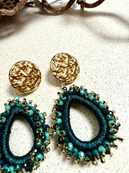 NOIRÉ – facettierte Statement-Ohrringe (Unikat)