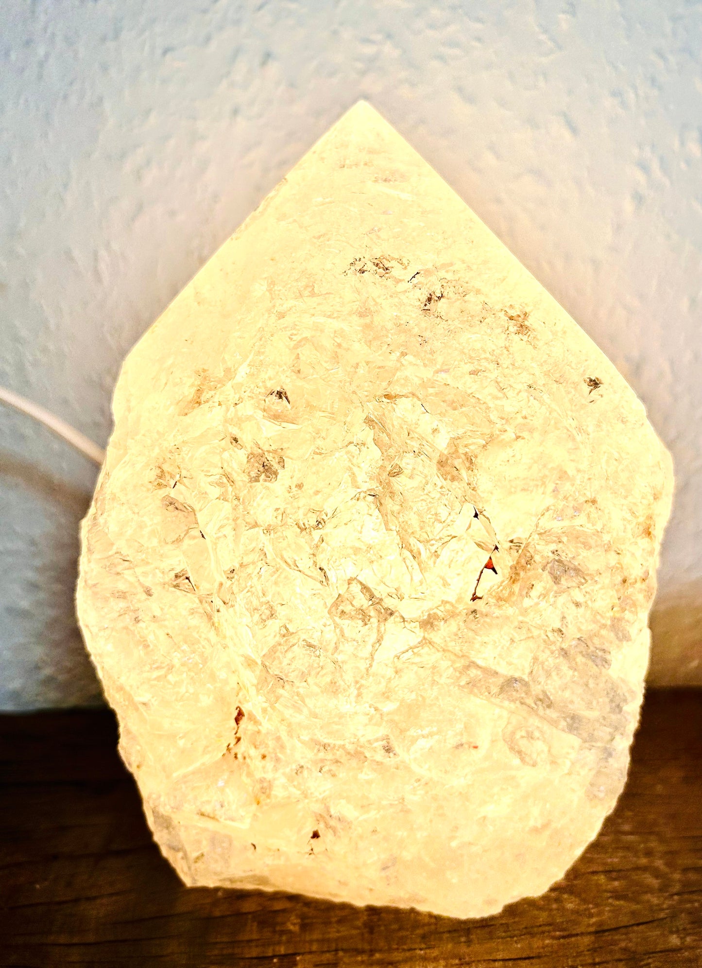 Kristalllampe aus Amethyst, Rosenquarz oder Bergkristall – natürliche Edelstein-Lampe