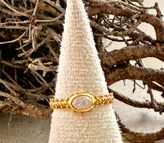 Golden Ballroom | Ring Collection