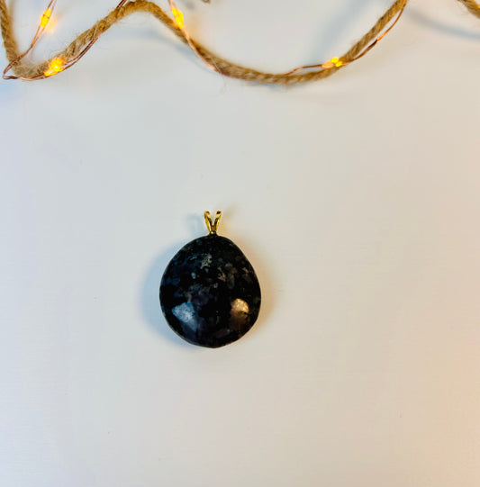 Gabbro - Merlinite mystique