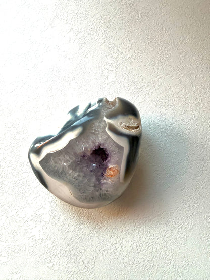 Amethyst in Chalcedon – Freeform Deko-Unikat