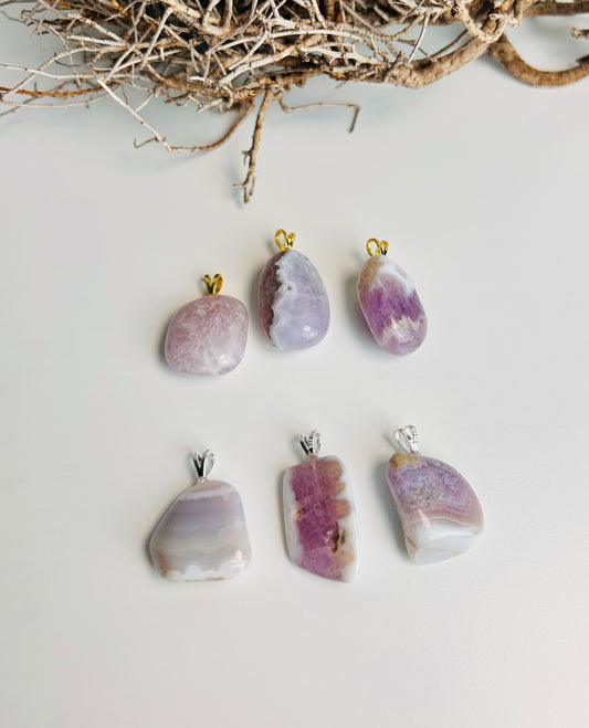 Collier pendentif améthyste calcédoine