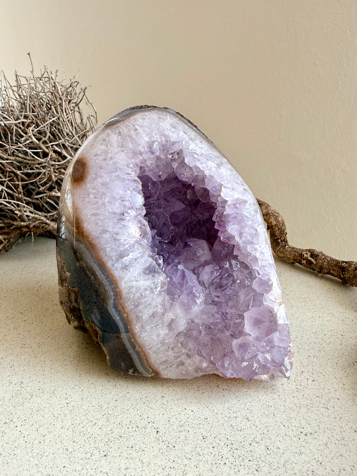 Amethyst Achat Druse poliert, 9x7 cm, mit Achat-Rand, HejLuna Bruchsal

