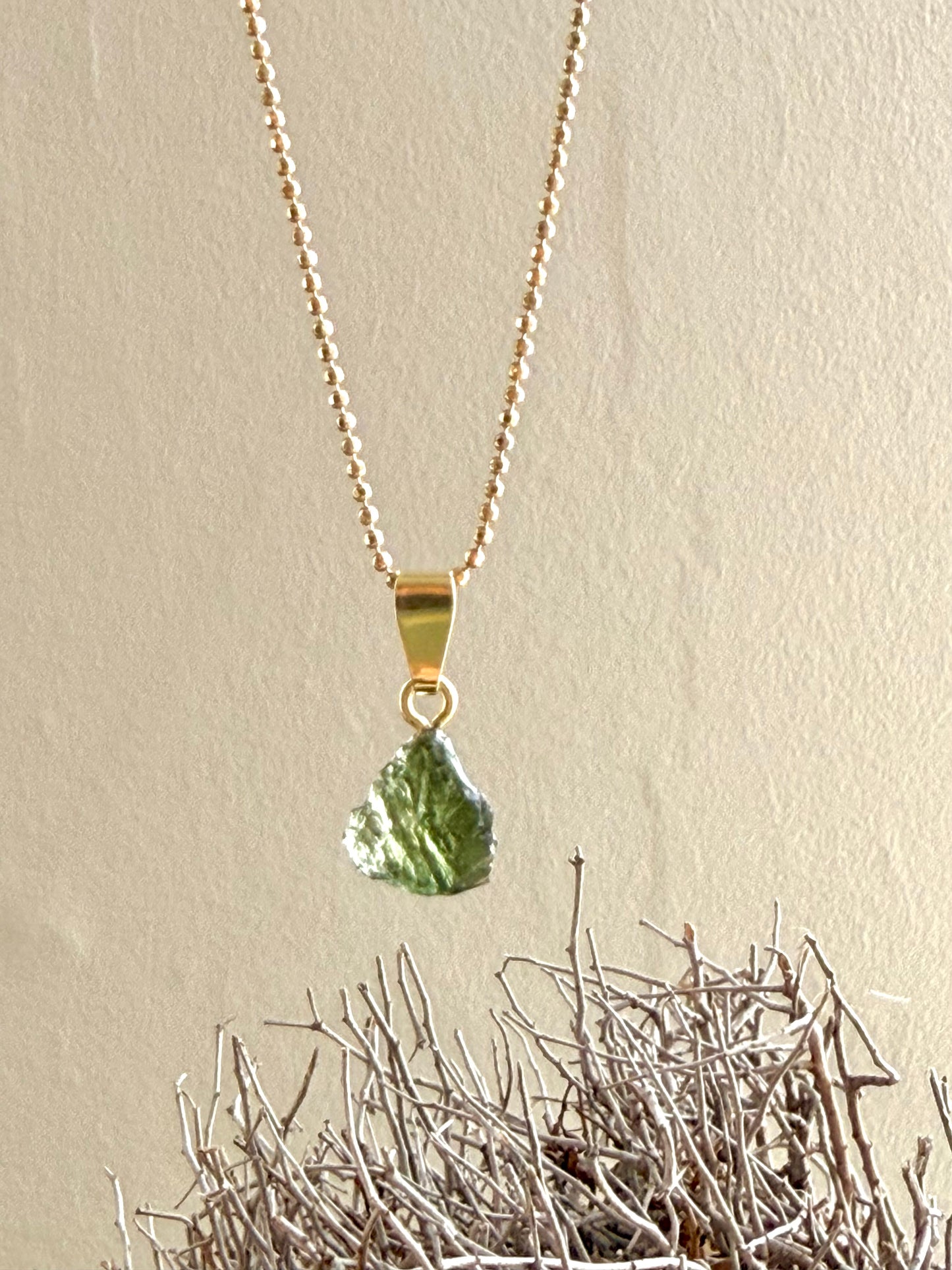 Moldavit mit Goldöse 💚