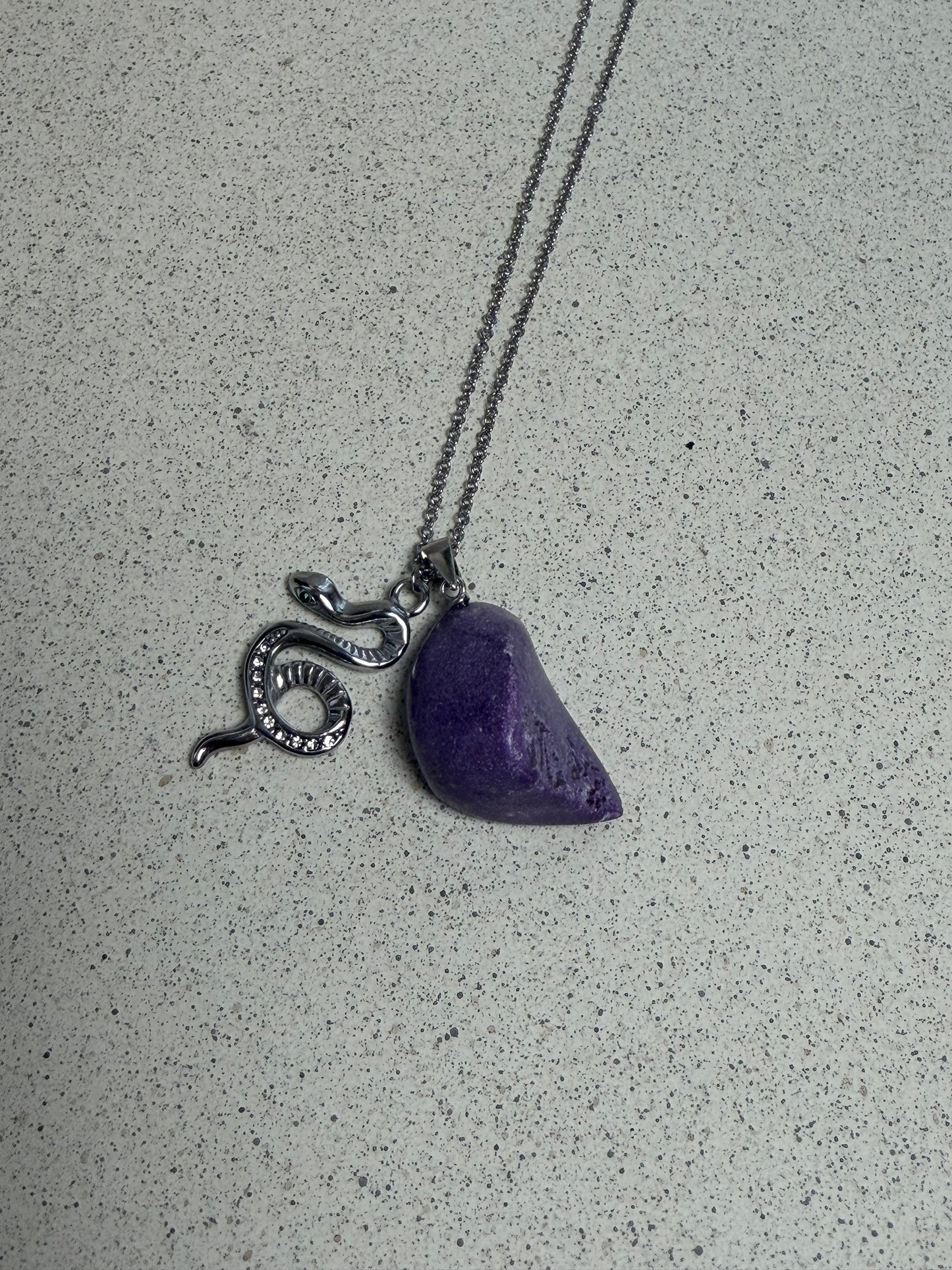 Kundalini Flow – Stichit Kette