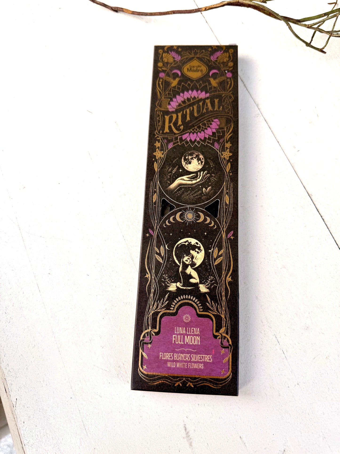 Sagrada Madre – Räucherstäbchen aus echter Pflanzenmagie