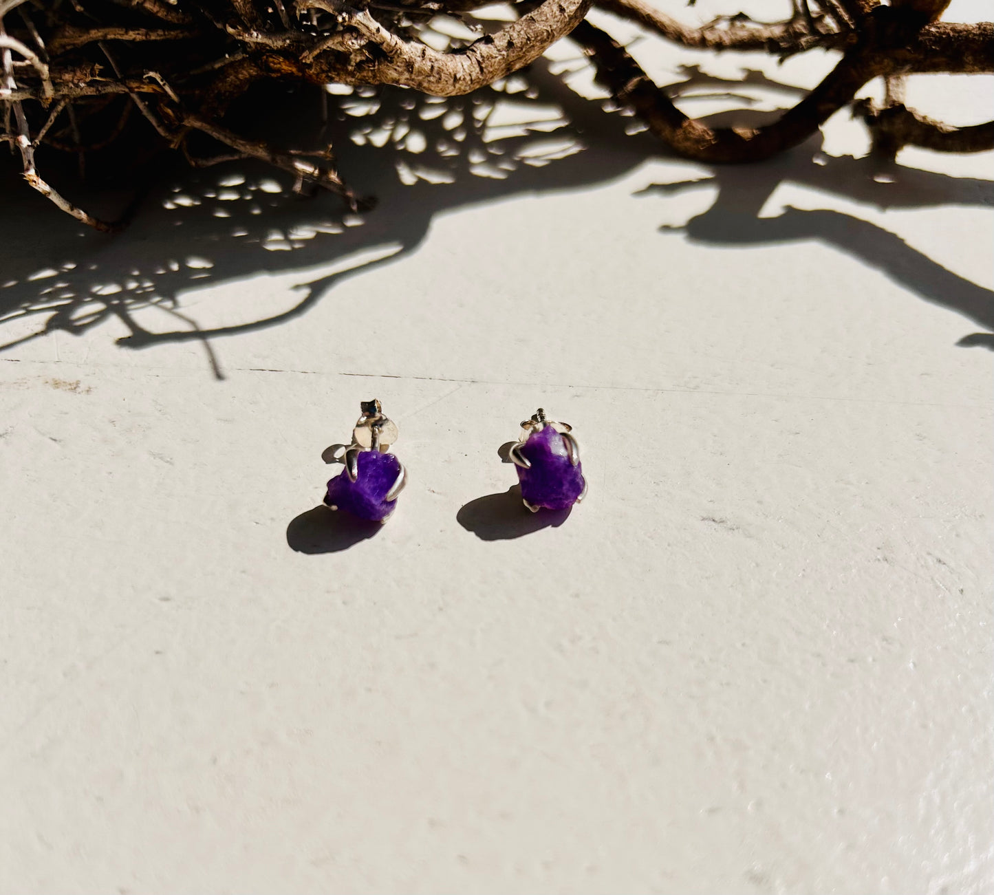 Boucles d'oreilles en hackmanite