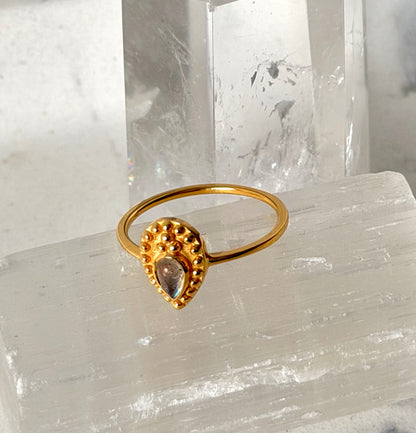 Golden Ballroom | Ring Collection