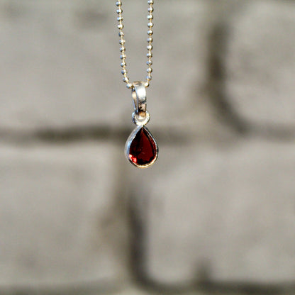 Pendentif grenat | Argent 925 | Or 24 carats | Édition limitée 
